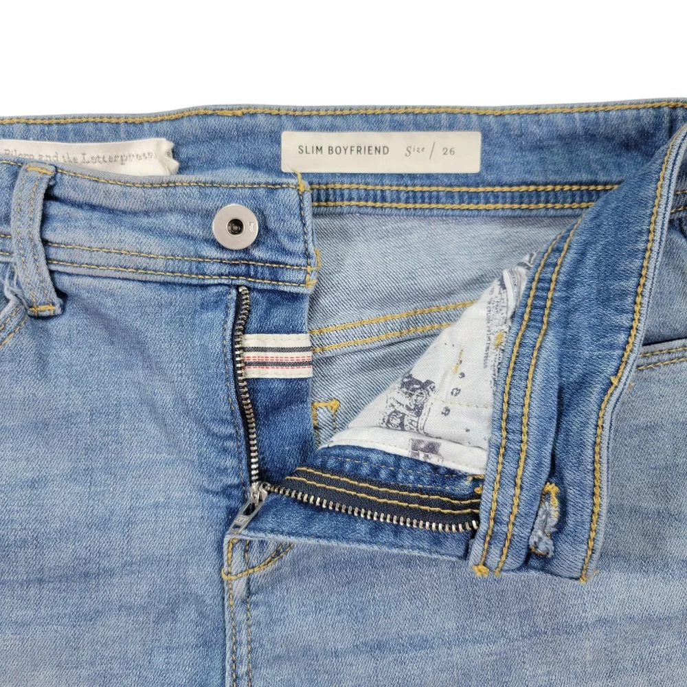 Pilcro Jean Shorts Women 26 Blue Floral Embroidered Slim Boyfriend Anthropologie